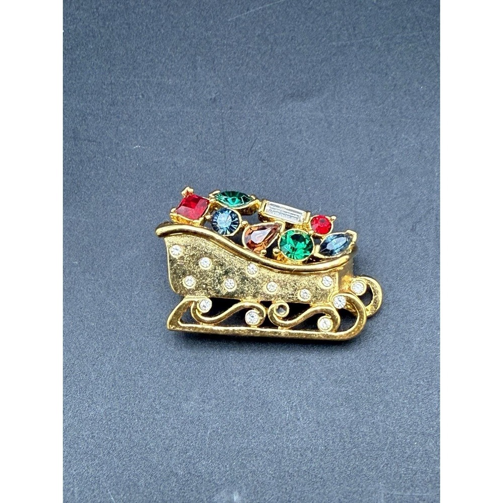 Vtg Monet Sleigh / Sled w/Presents Colorful Rhinestone Christmas Holiday Brooch